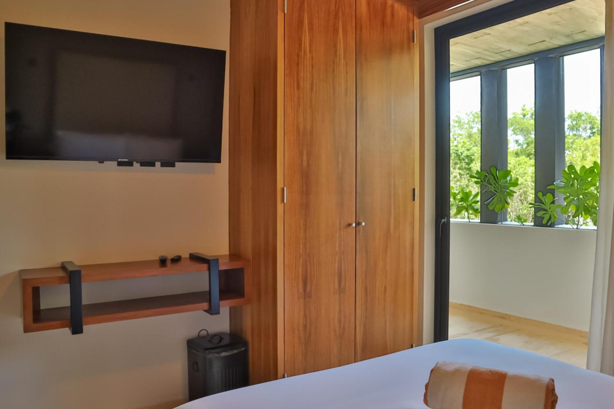 Hacienda Tuk Apartment *